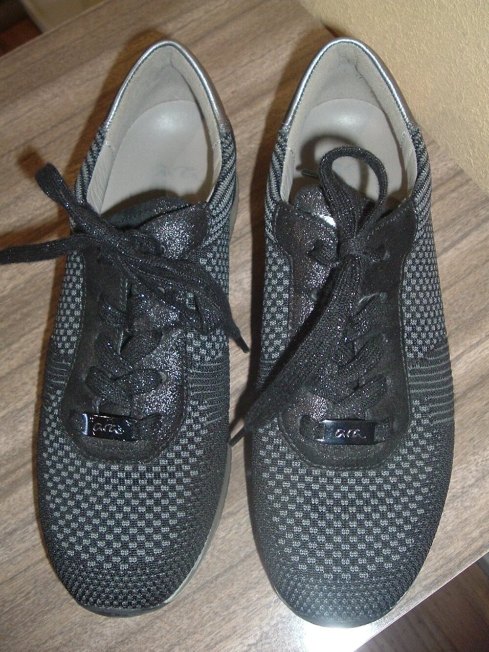 Ara Womens Fusion 5 Black Sneakers Shoes Sz 7 Dynergy soles Hiking MSRP $179